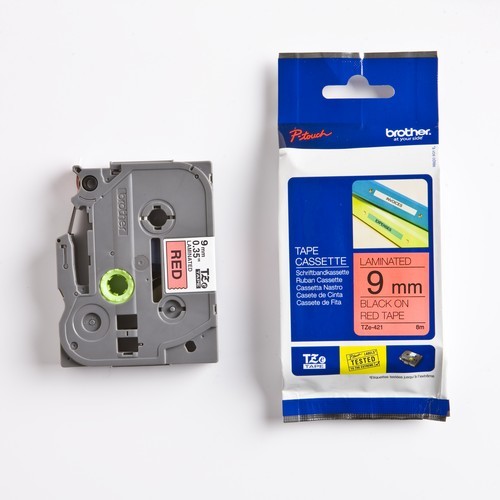 Плёнка для наклеек Brother TZE-421 чёрный шрифт на красной основе, 9мм*8м